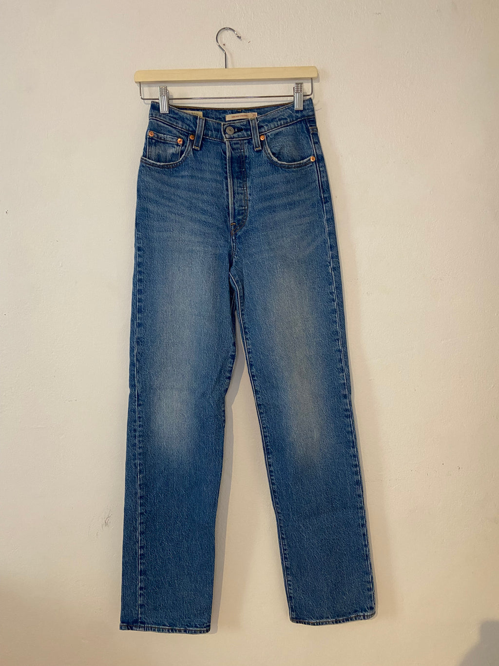 Levis jeans