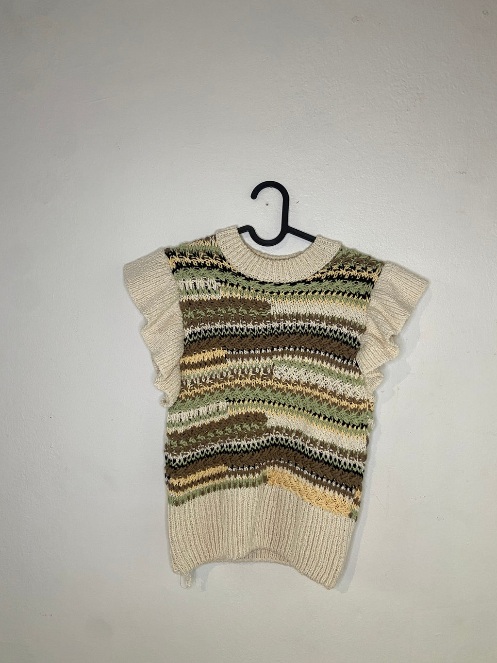 Zara Stickad Väst med Volangkant i Jordtoner