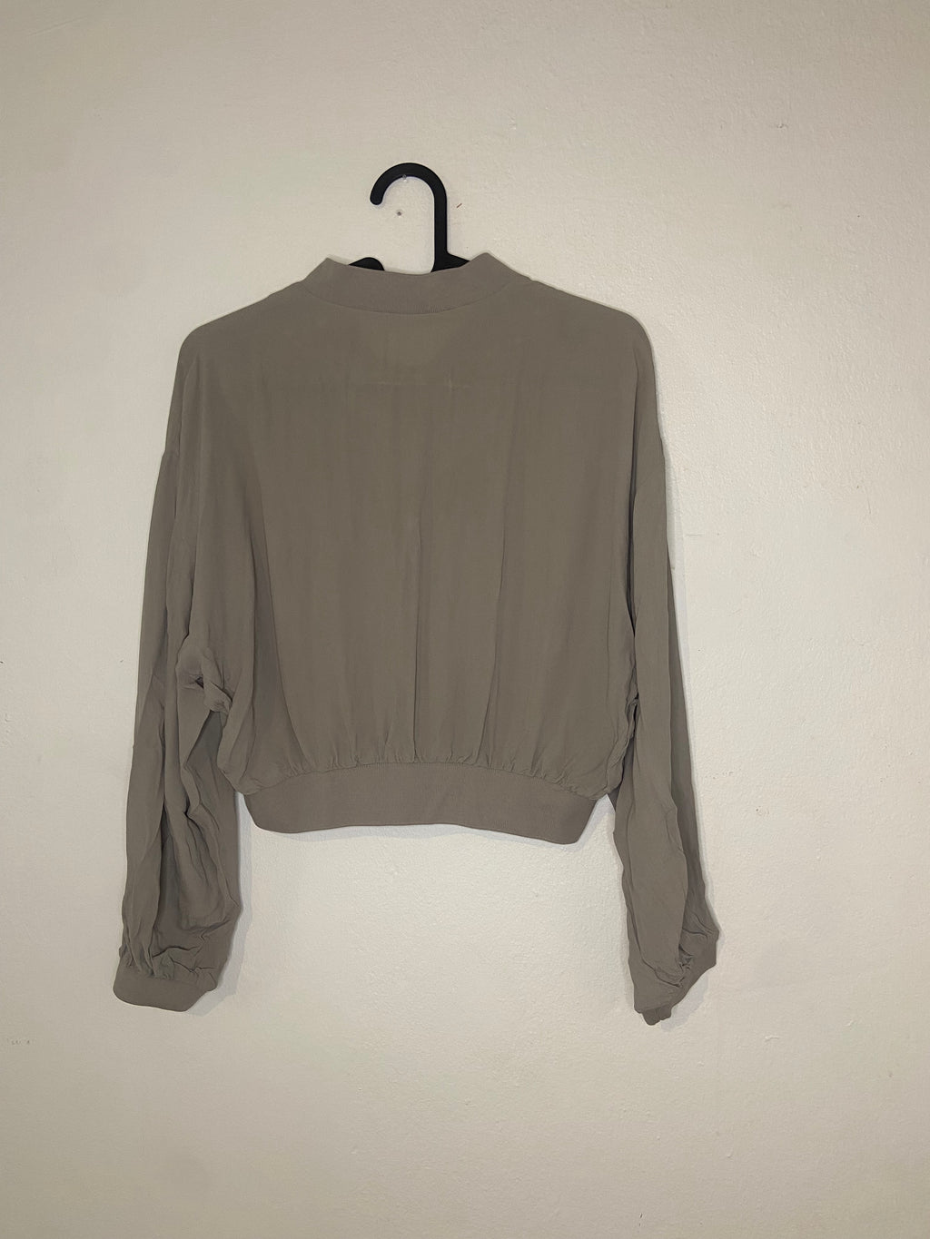 Zara Taupe Croppad Bomberjacka med Knappar