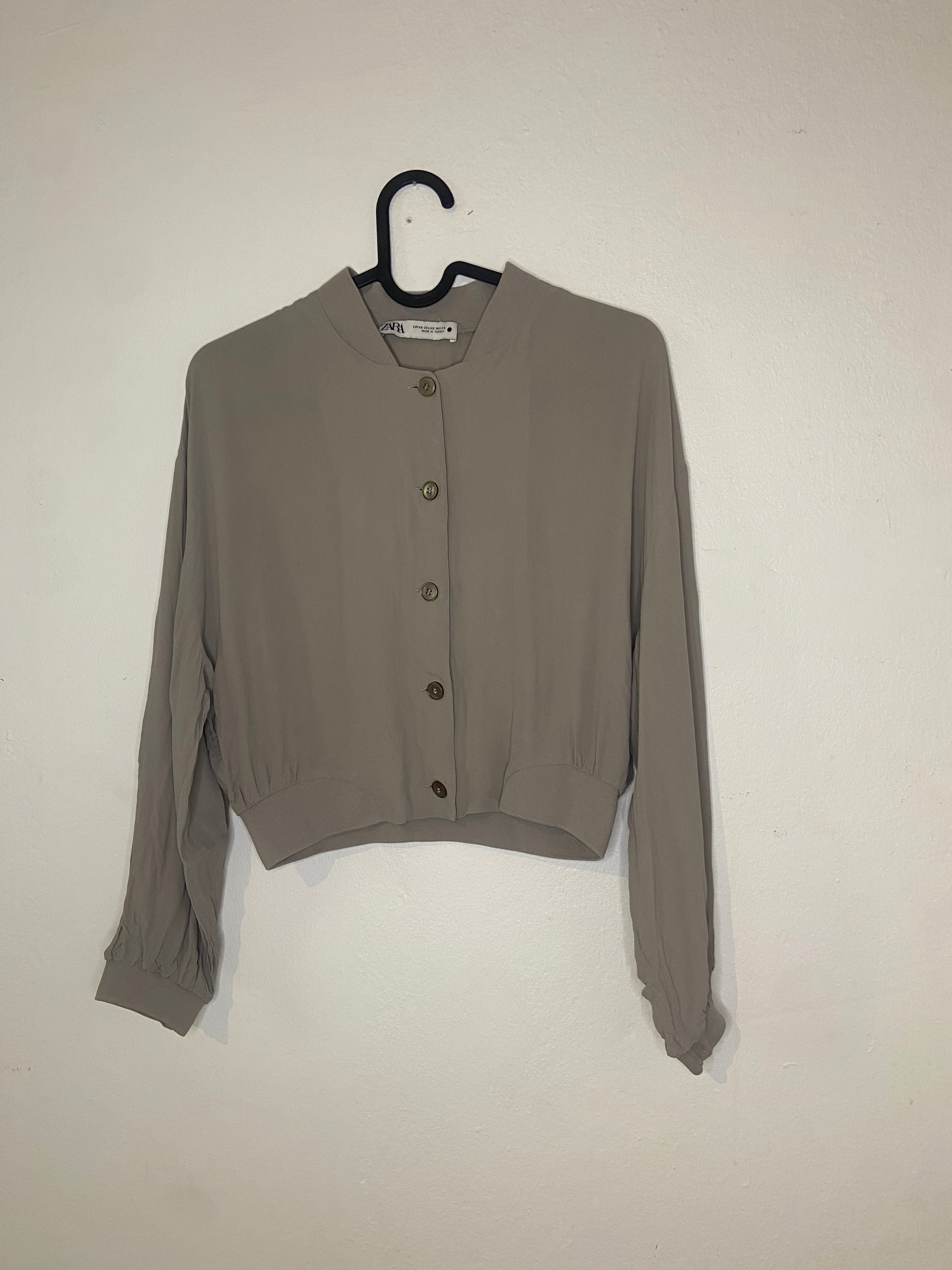 Zara Taupe Croppad Bomberjacka med Knappar
