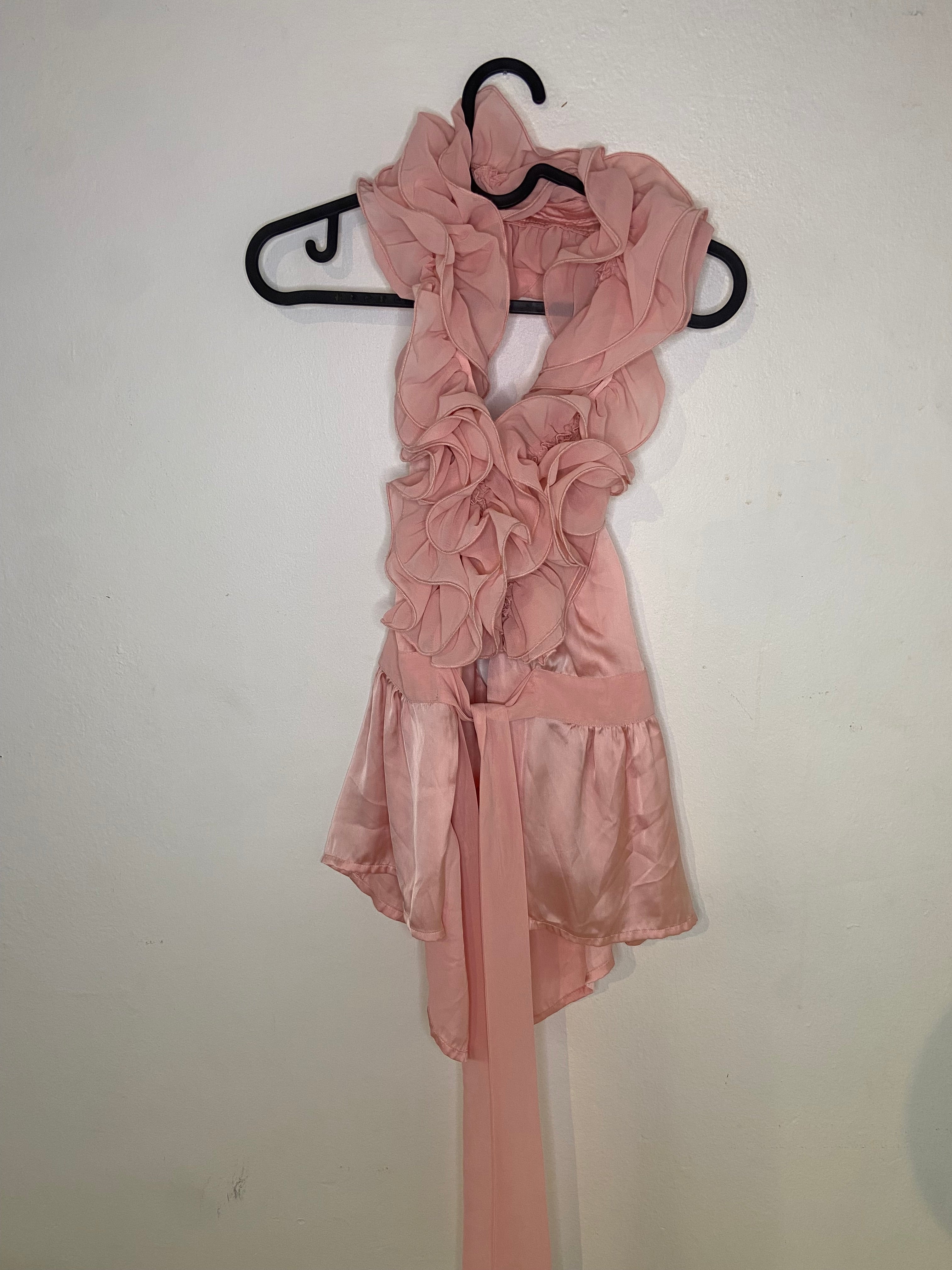 Gina Tricot Festblus med Volangdetaljer i Blush
